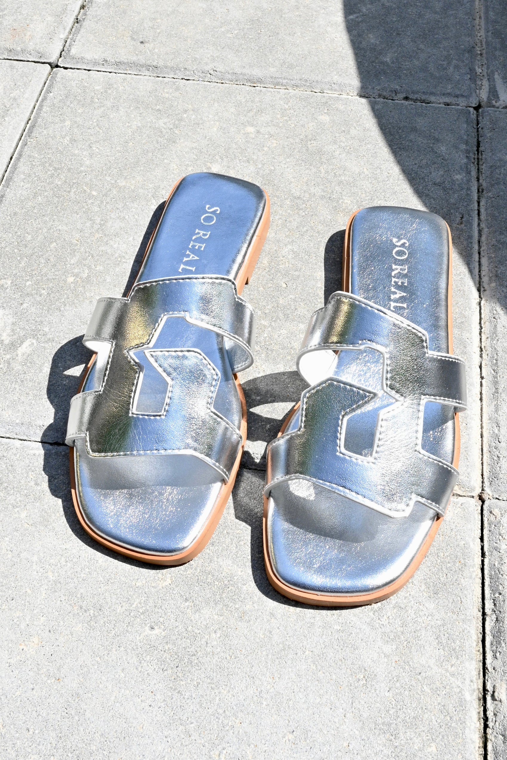 G Cut Sandals